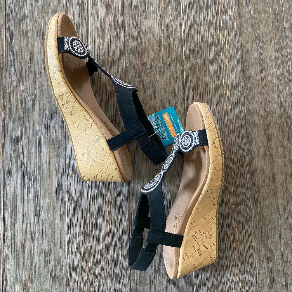 Skechers Wedge Sandals NWT - Picture 7 of 11